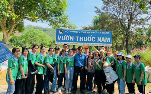Thực địa Vườn thuốc Nam - Hội Đông Y TP. Đà Nẵng